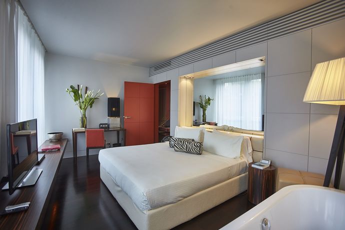 Verified hotel review - Sina The Gray - 12