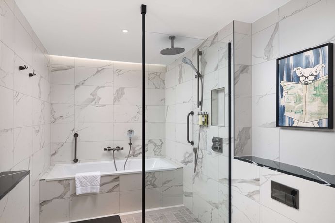 Verified hotel review - Lost Property St Paul's London - Curio Collection by Hilton - 34