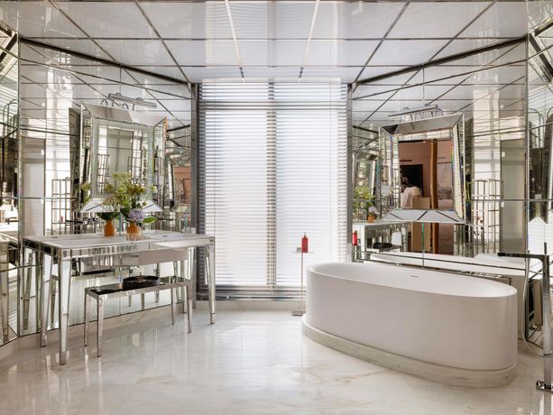 Verified hotel review - Hôtel Le Royal Monceau Raffles Paris - 21