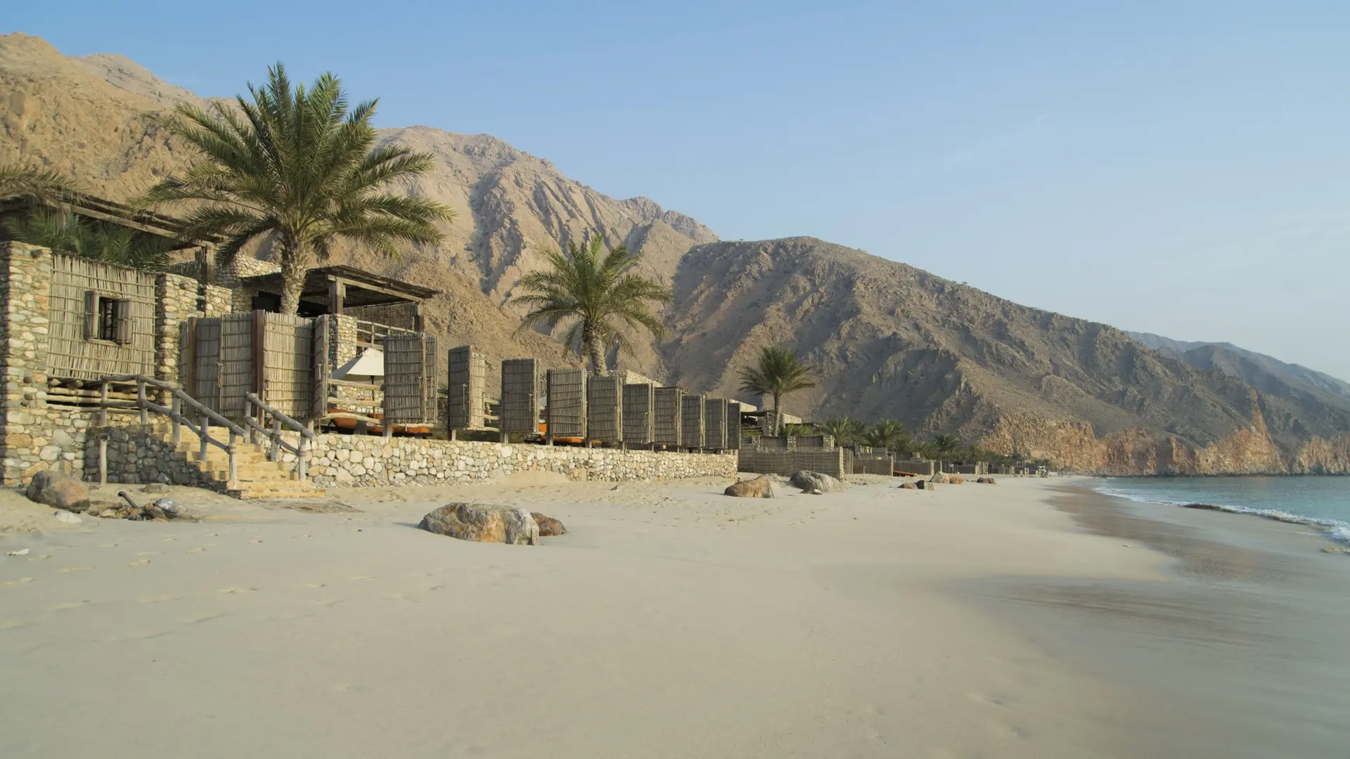 Hotel review Location' - Six Senses Zighy Bay - 3