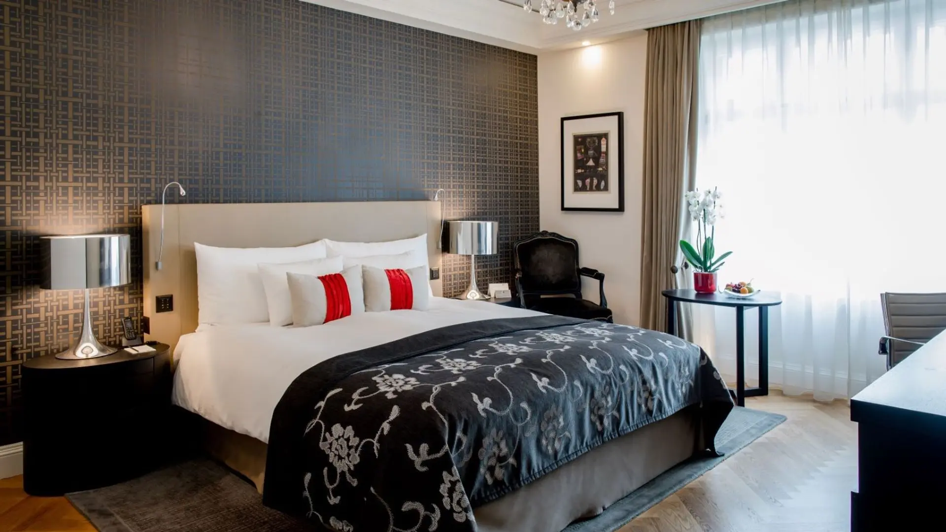 Hotel review Accommodation' - Hotel Schweizerhof Bern & Spa - 4