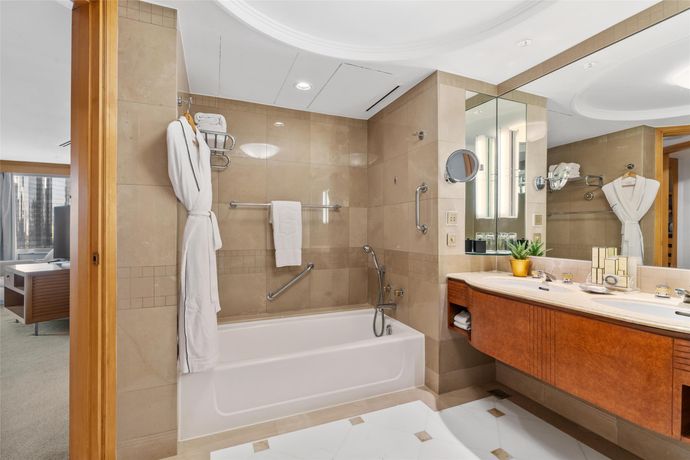 Verified hotel review - Makati Shangri-La Manila - 7