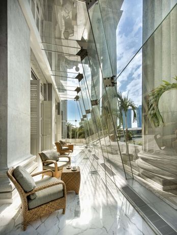 Verified hotel review - The Fullerton Hotel Singapore - 8