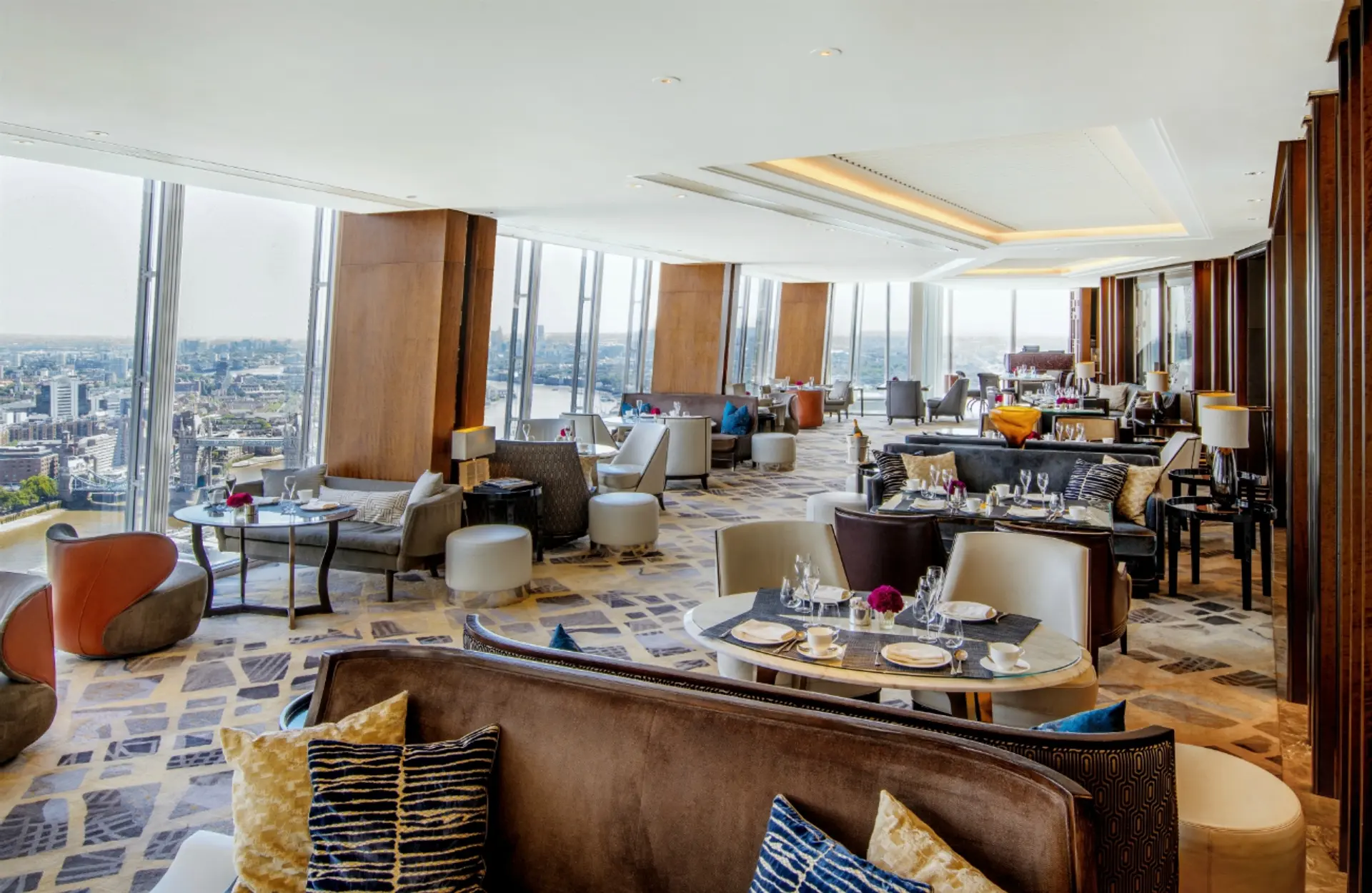 Hotel review Restaurants & Bars' - Shangri-La Hotel at The Shard, London - 0