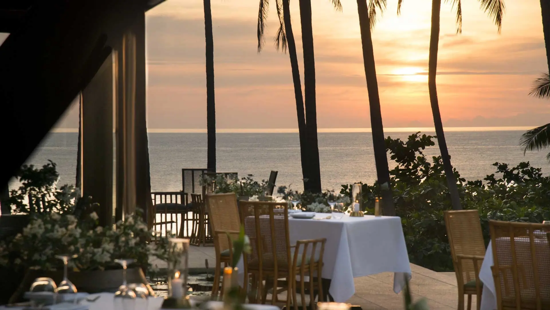 Hotel review Restaurants & Bars' - Amanpuri - 2