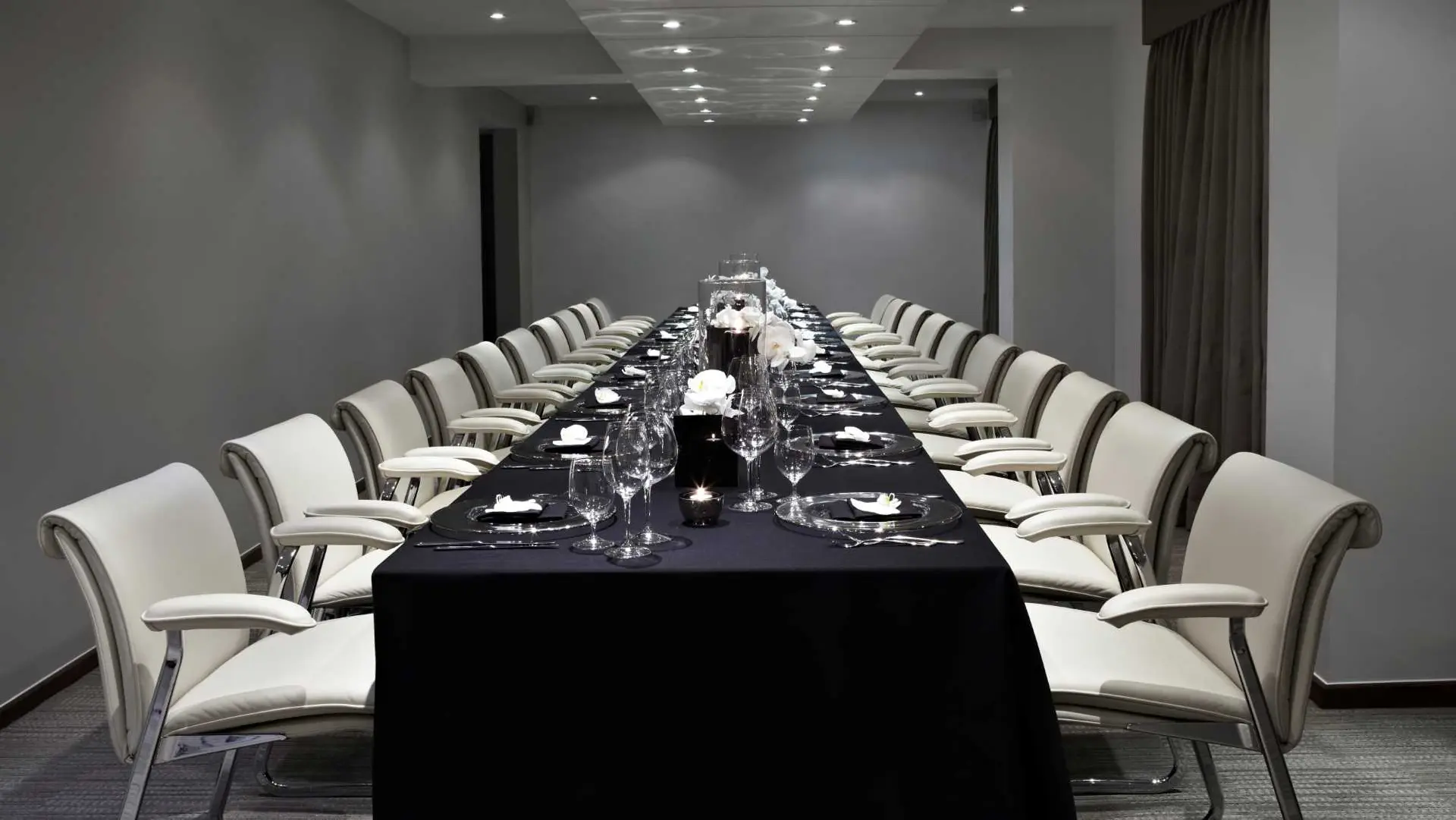 Hotel review Service & Facilities' - COMO Metropolitan London - 4