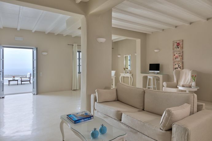 Verified hotel review - Carpe Diem Santorini Small Luxury Hotels of the World - 16