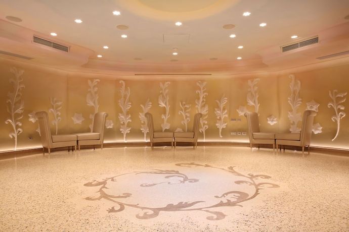 Verified hotel review - Chateau Monfort - 35