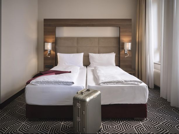 Verified hotel review - Fleming's Deluxe Hotel Frankfurt City - 48