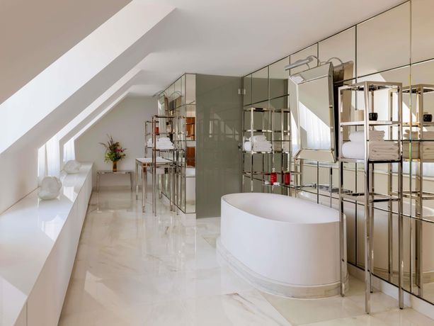 Verified hotel review - Hôtel Le Royal Monceau Raffles Paris - 60