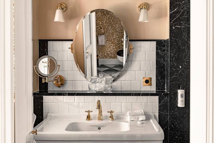 Verified hotel review - Relais Christine - 5