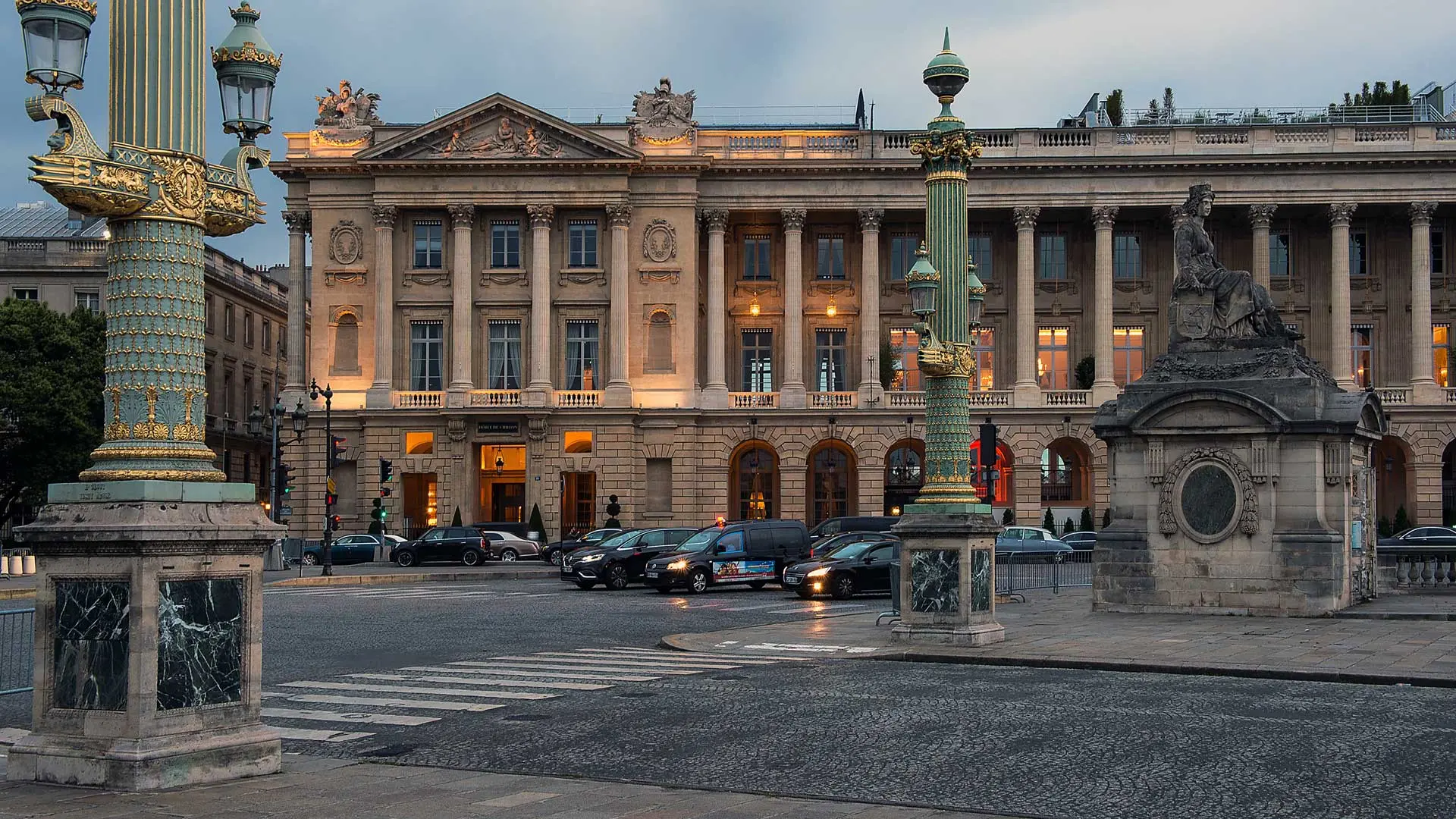 Hotel review Location' - Hôtel de Crillon, A Rosewood Hotel  - 0