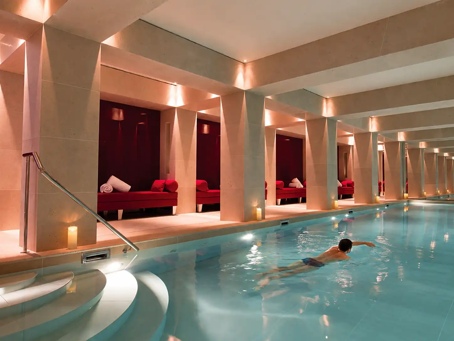 La Réserve Paris Hotel & Spa - The Pool Adds Real Recovery Value - 3