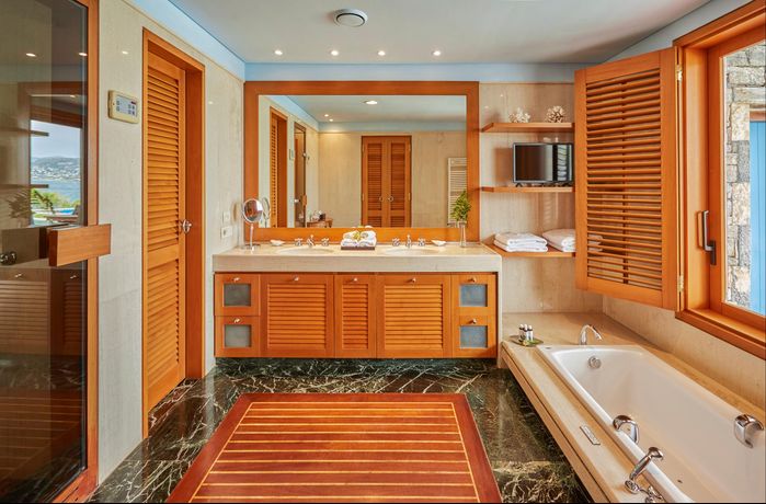 Grand Resort Lagonissi