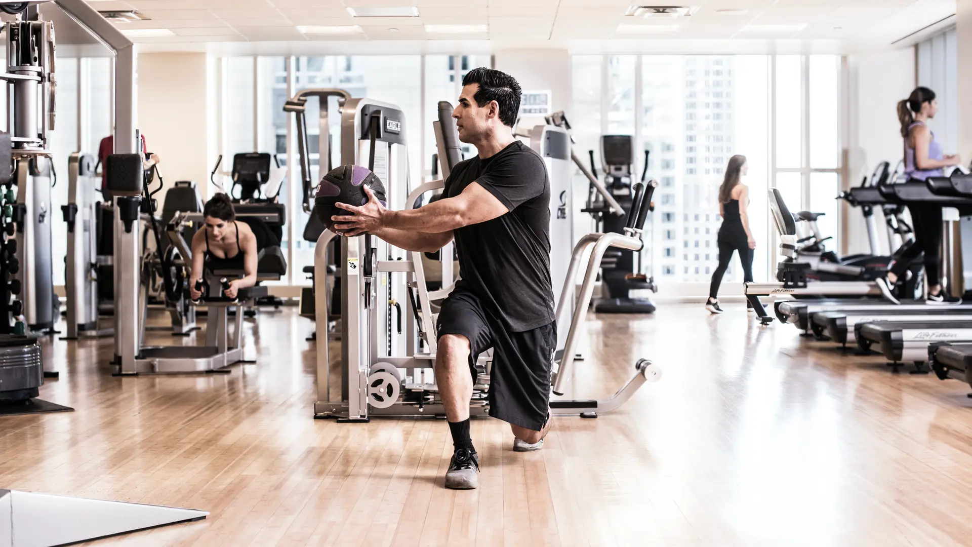 Hotel review Service & Facilities' - The Peninsula Chicago - 1