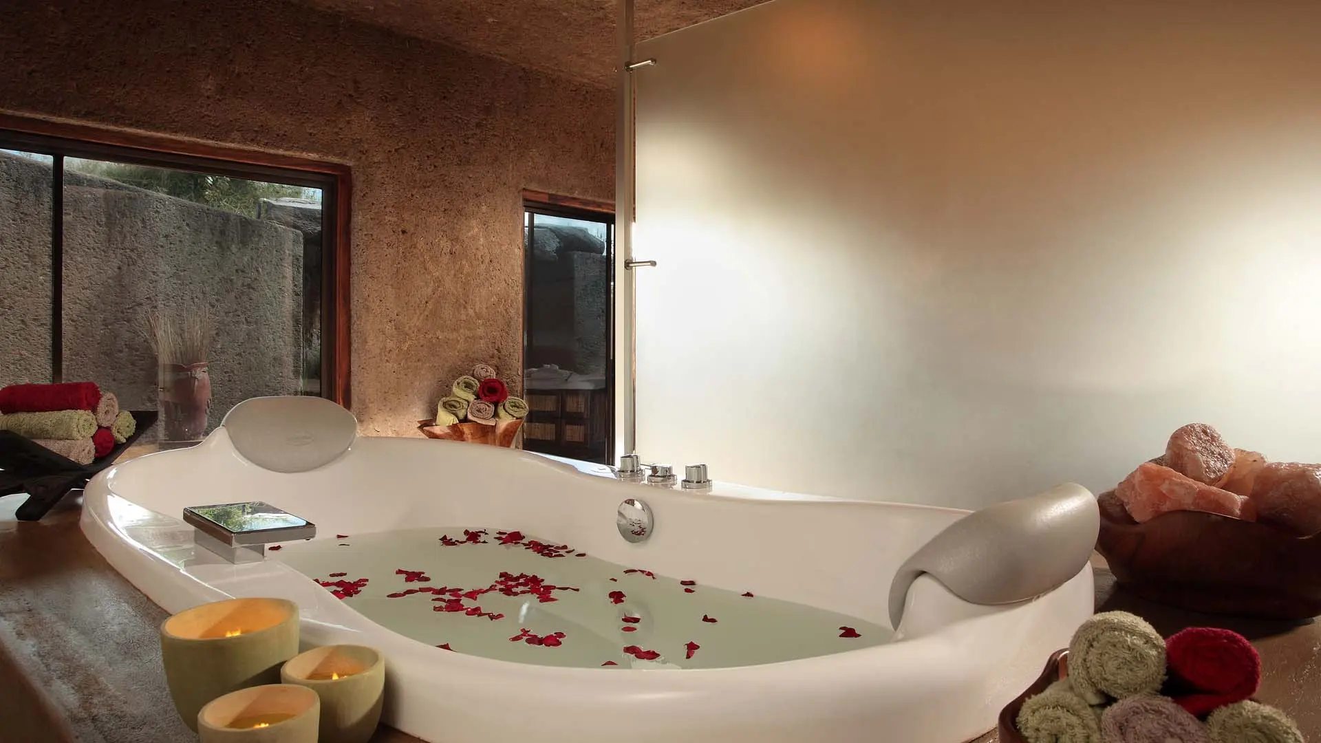 Hotel review Service & Facilities' - Sabi Sabi Private Game Reserve  - 12