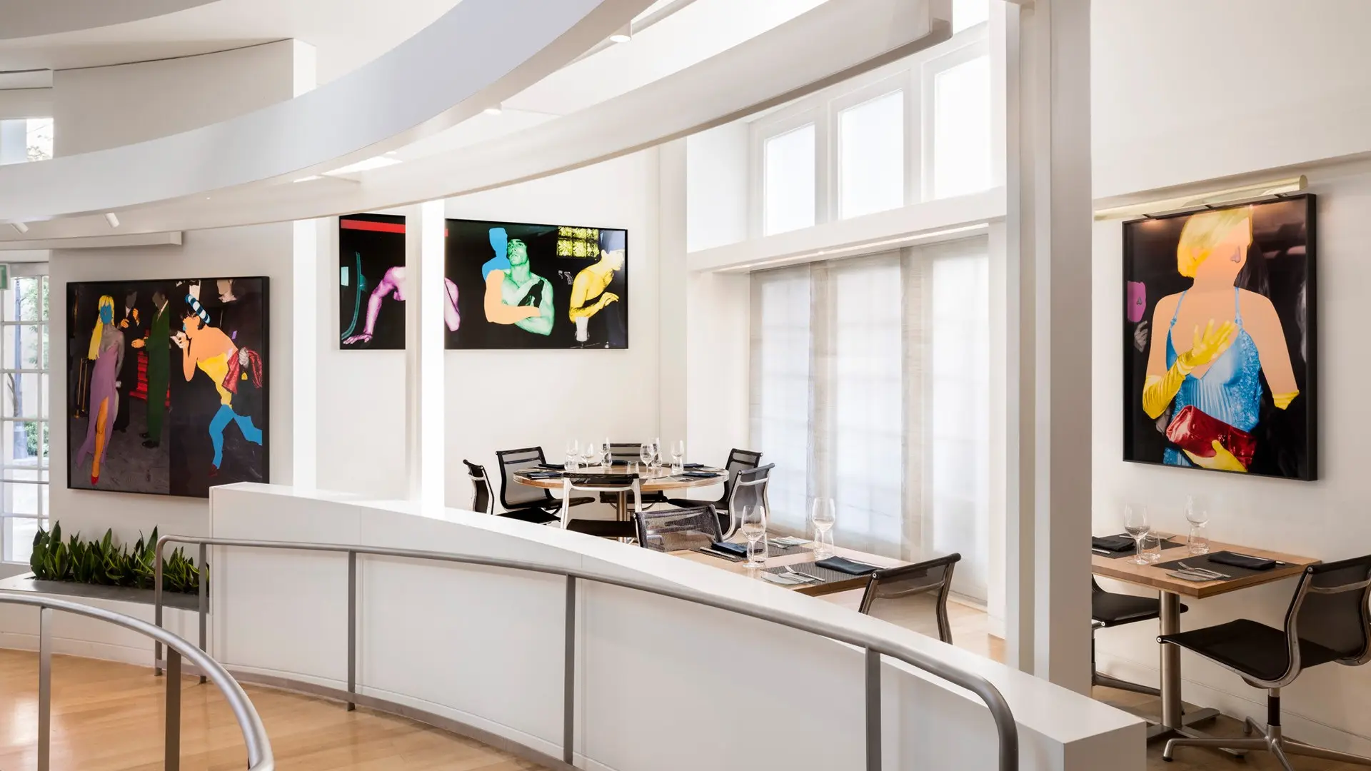 Hotel review Restaurants & Bars' - Beverly Wilshire, A Four Seasons Hotel - 3