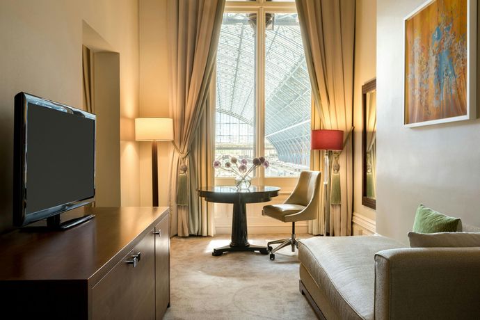St. Pancras Renaissance Hotel London - 42