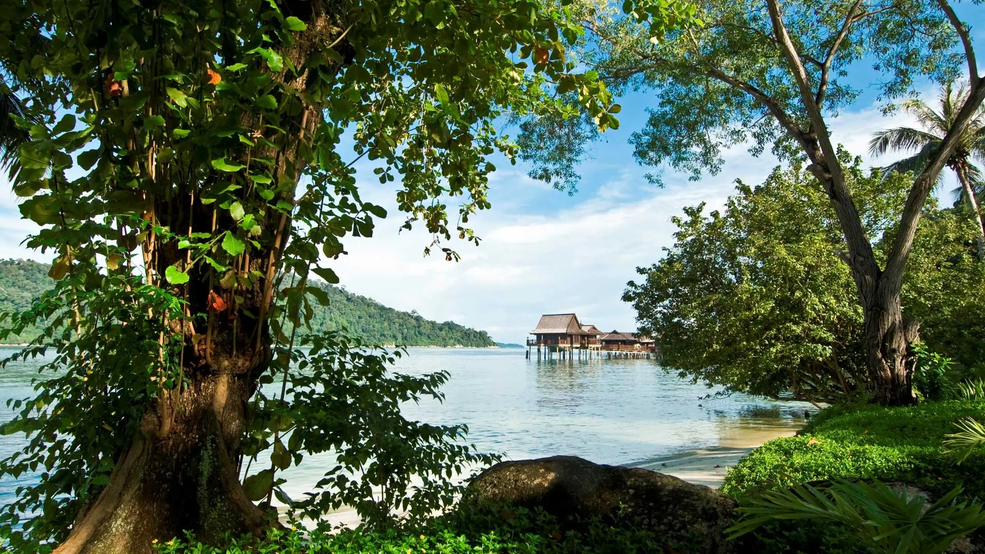 Hotel review Location' - Pangkor Laut Resort - 0