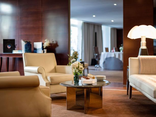 Verified hotel review - Hôtel Le Royal Monceau Raffles Paris - 26