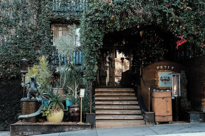 Verified hotel review - Petit Ermitage - 27