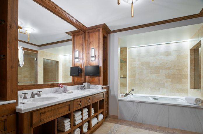 The Little Nell - 60