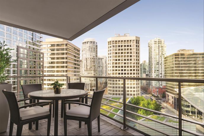 Verified hotel review - Shangri-La Vancouver - 9