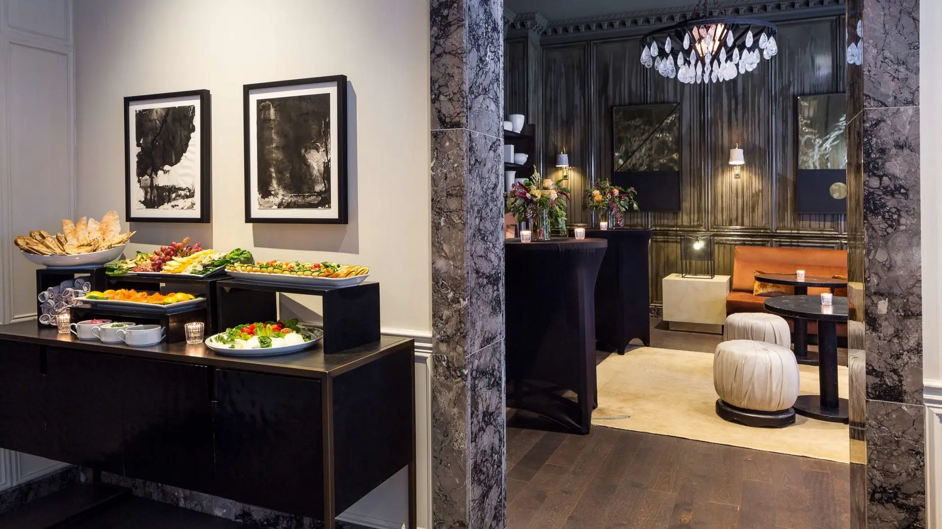 Hotel review Restaurants & Bars' - The Talbott Hotel - 1