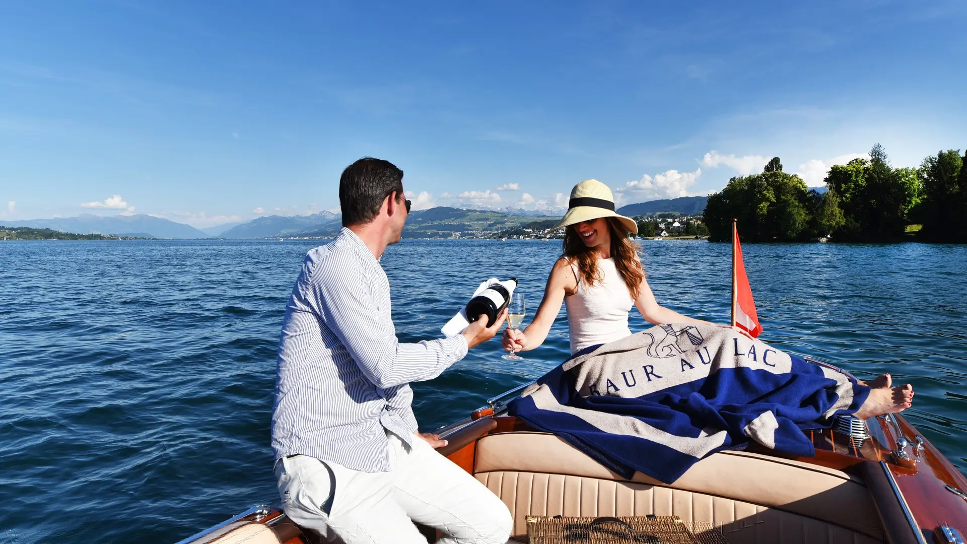 Hotel review Service & Facilities' - Baur au Lac - 4