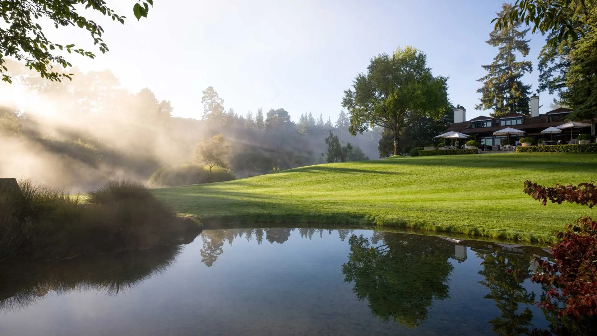 Hotel review Location' - Huka Lodge - 1