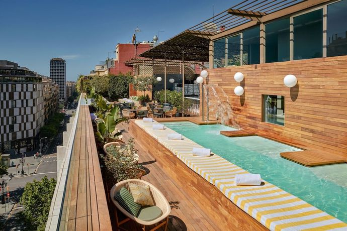 Verified hotel review - Sir Victor Hotel, part of Sircle Collection - 24