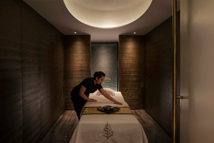 Four Seasons Hotel London at Ten Trinity Square - 49