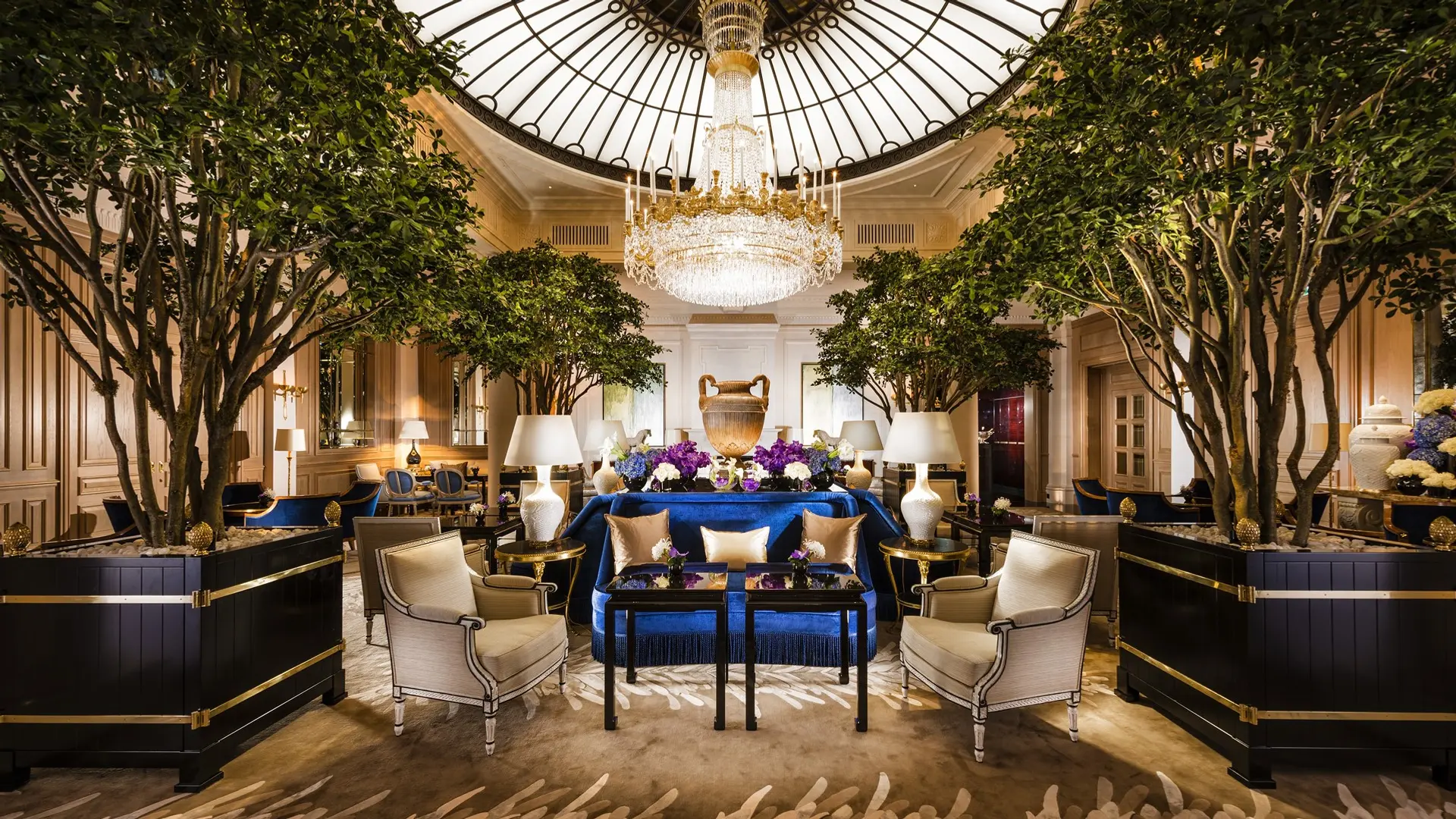 Review of Baur au Lac