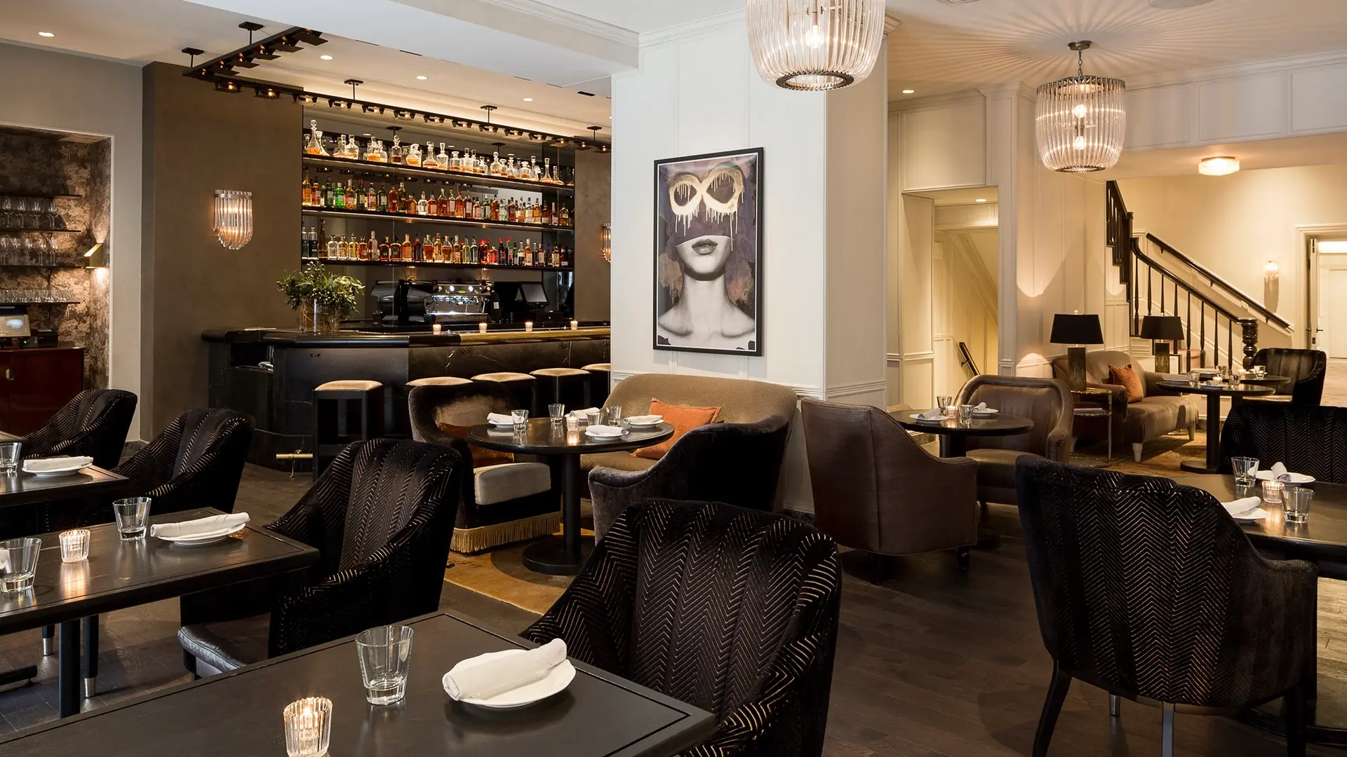 Hotel review Restaurants & Bars' - The Talbott Hotel - 0