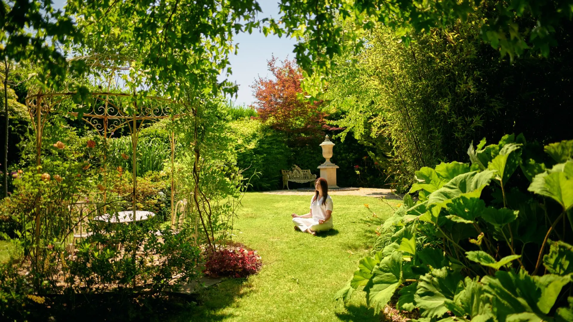 Hotel review Service & Facilities' - Summer Lodge Country House Hotel & Restaurant - 1