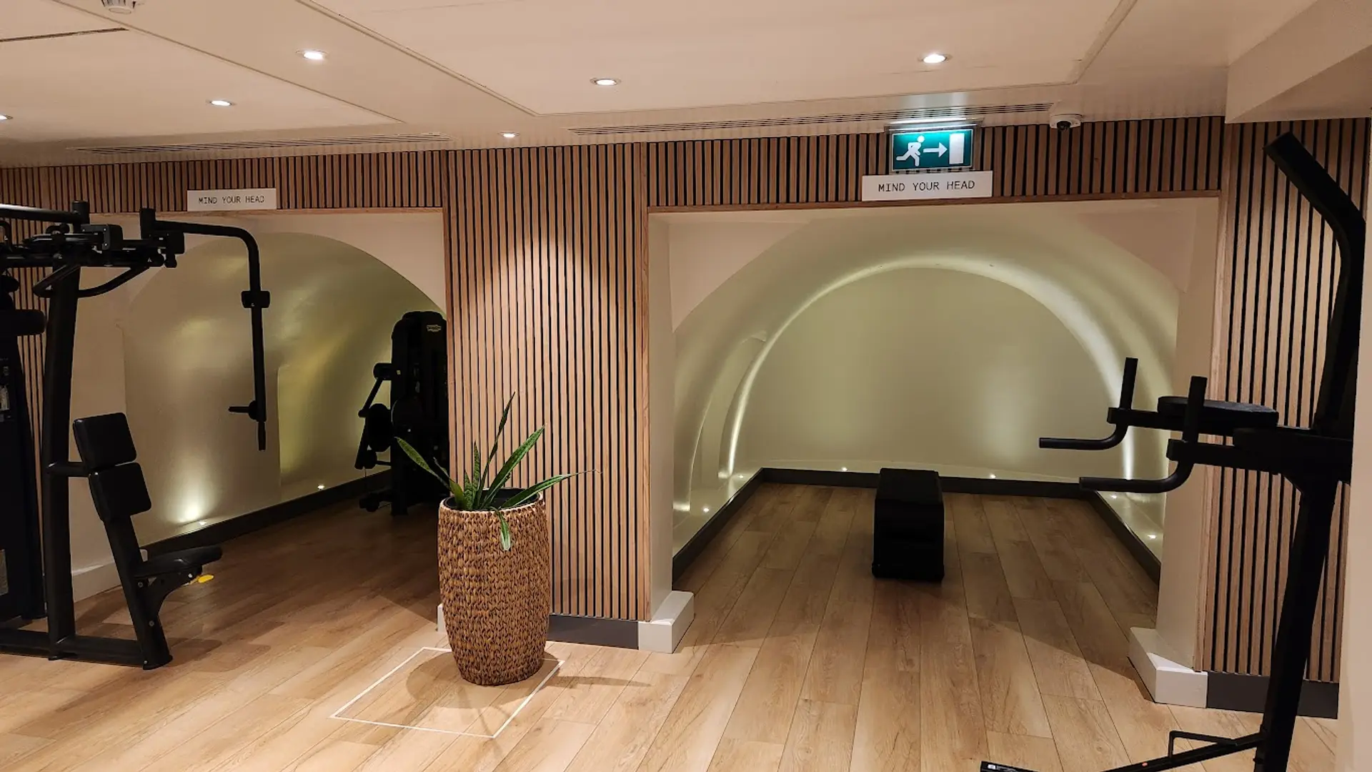 Hotel review Service & Facilities' - Prince Akatoki London - 3