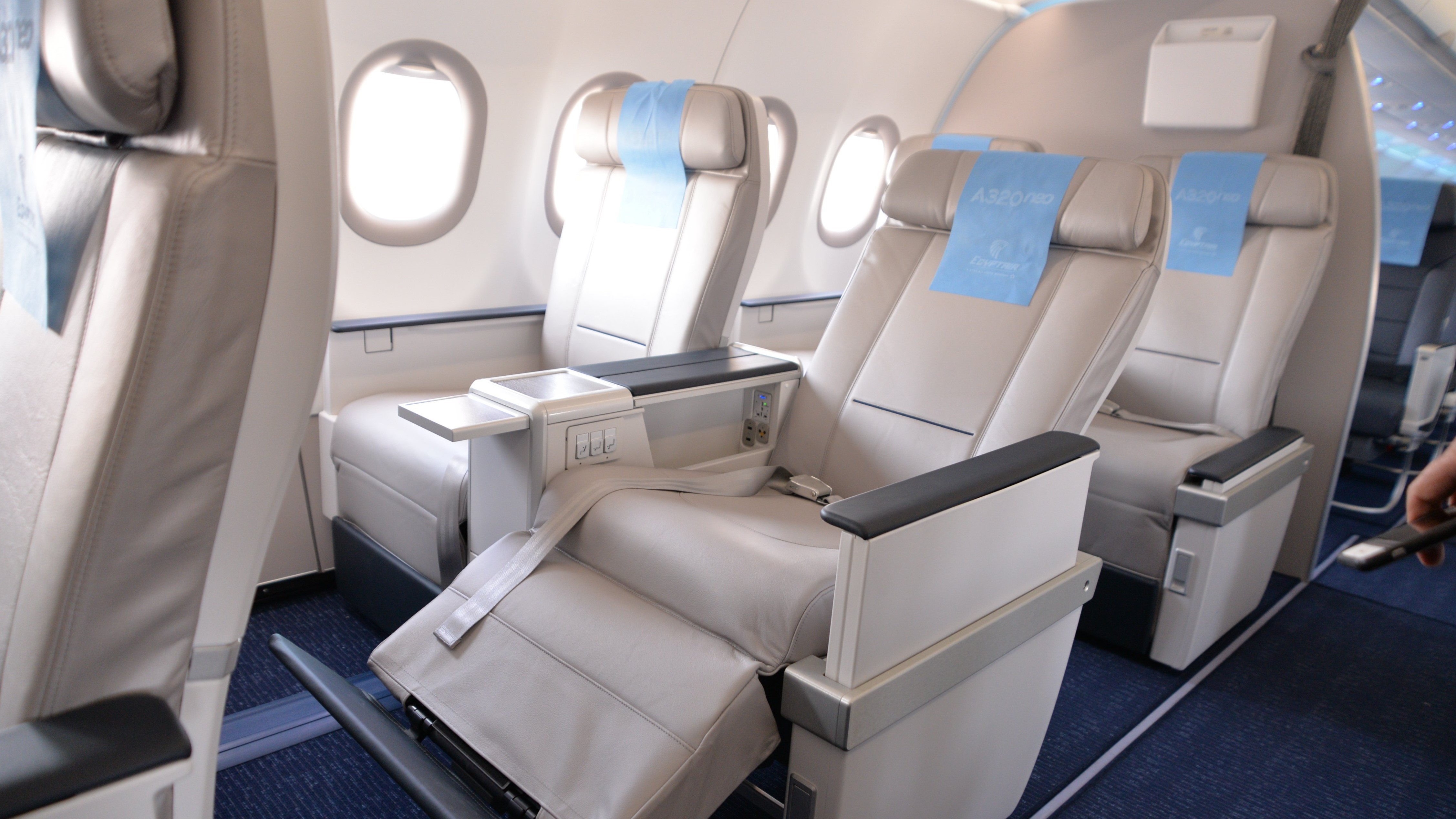 Airline review Short- & Medium-haul - Egyptair - 0