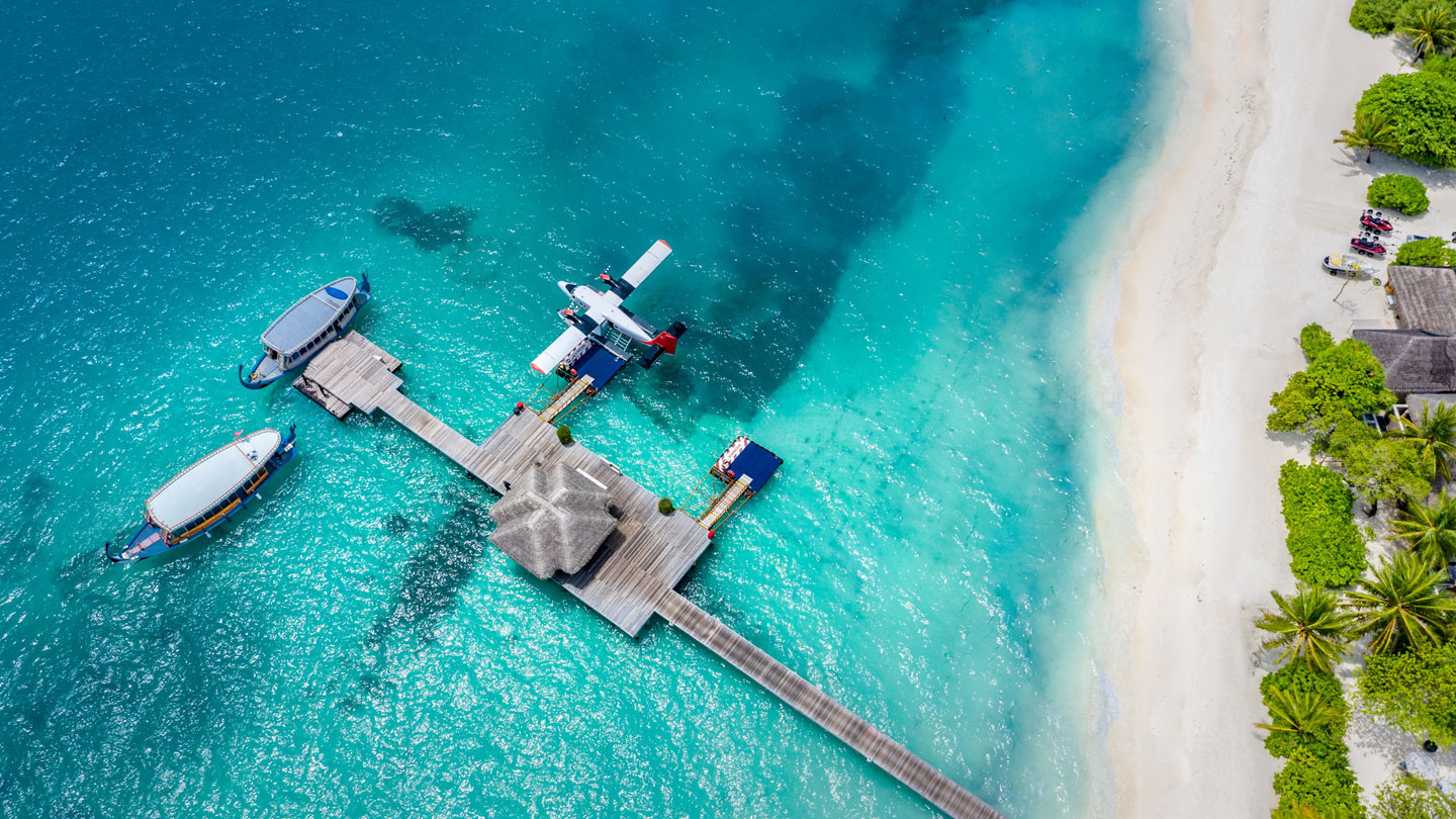 Hotel review Location' - LUX* South Ari Atoll - 1