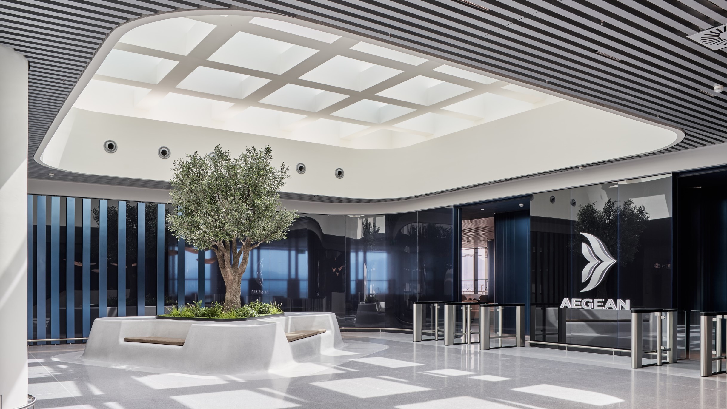 Airline review Airport experience - Aegean Airlines - 0