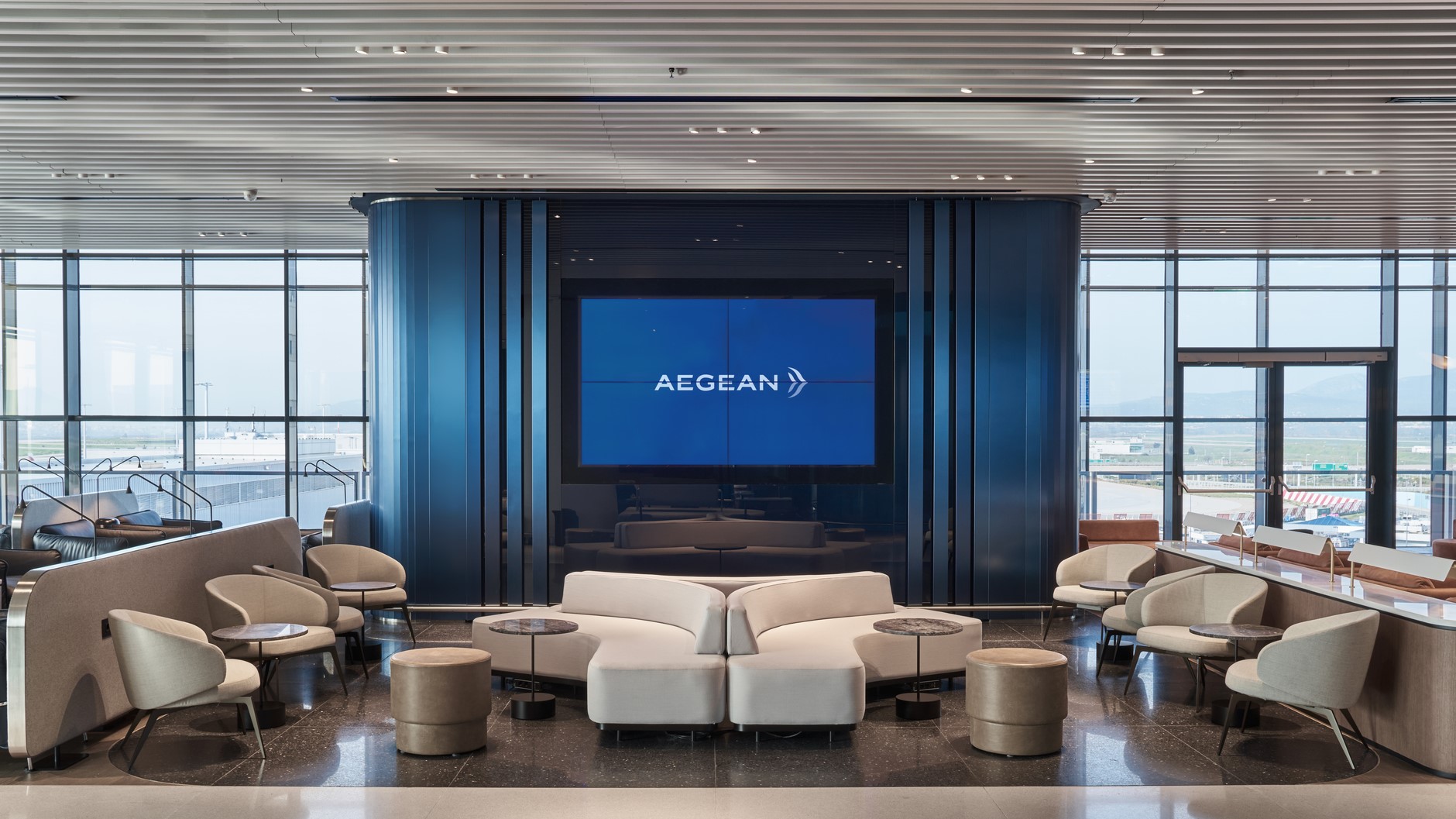 Airline review Airport experience - Aegean Airlines - 1