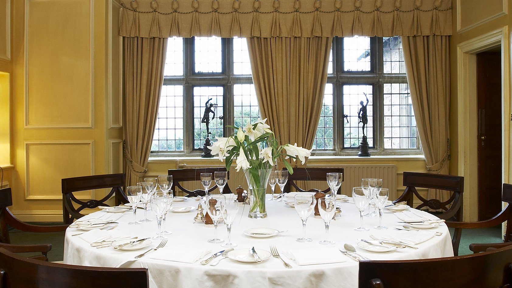 Hotel review Restaurants & Bars' - Bodysgallen Hall & Spa - 0