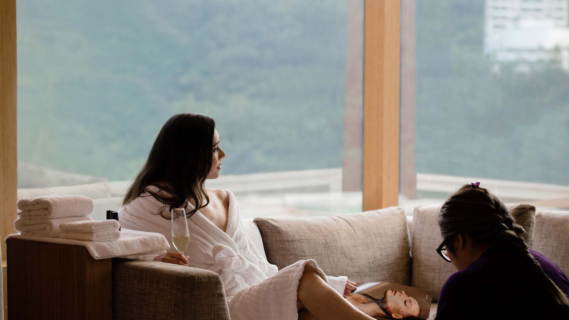 Hotel review Service & Facilities' - The Upper House - 1