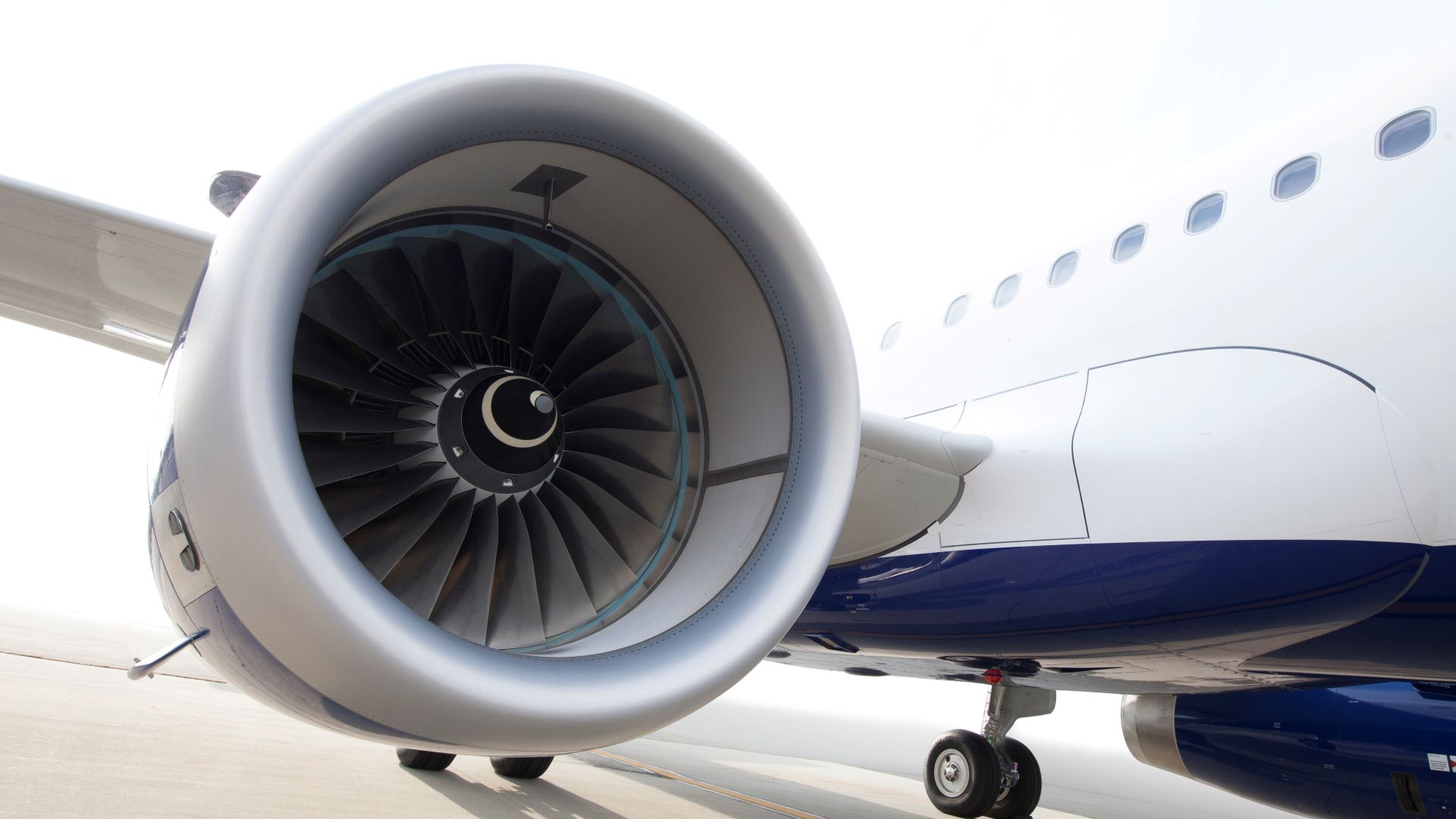 Airlines News - JetBlue is flying to Paris from Summer 2023