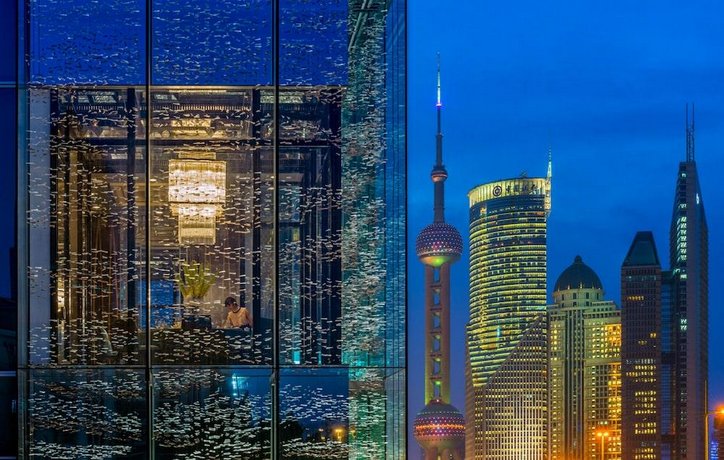 Four Seasons Hotel Pudong image
