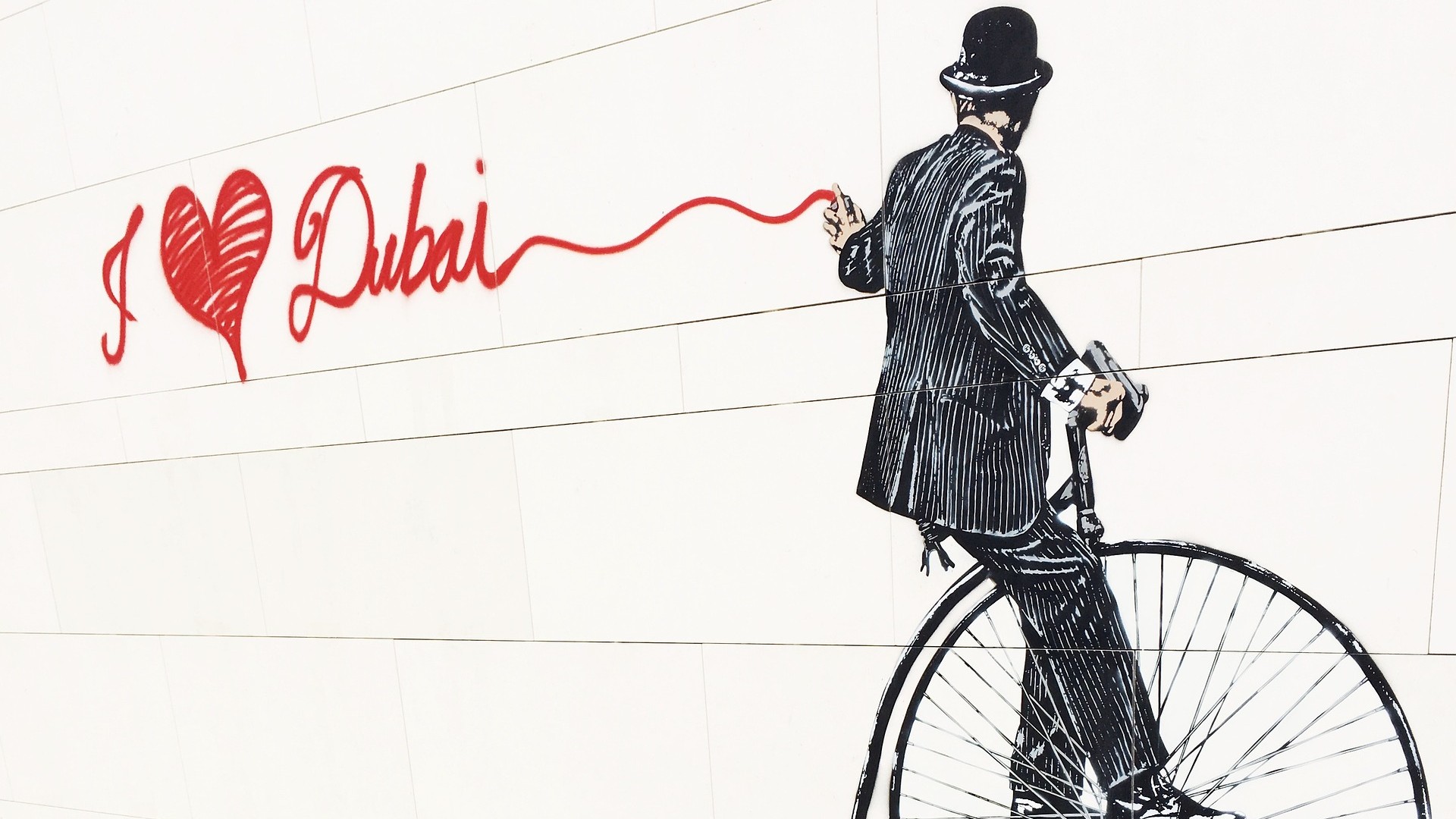 graffiti on the wall at City walk