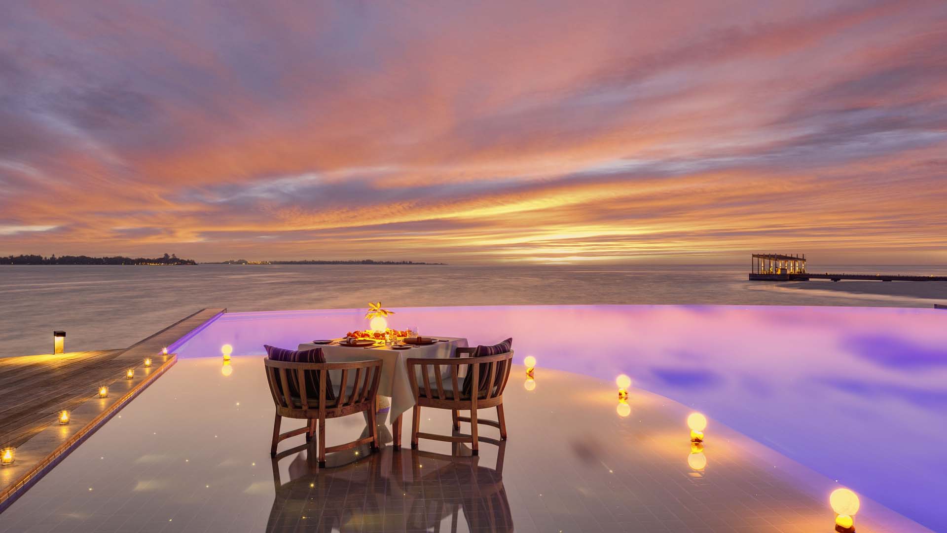 The Best Dining & Drinking Experiences in Maldives image