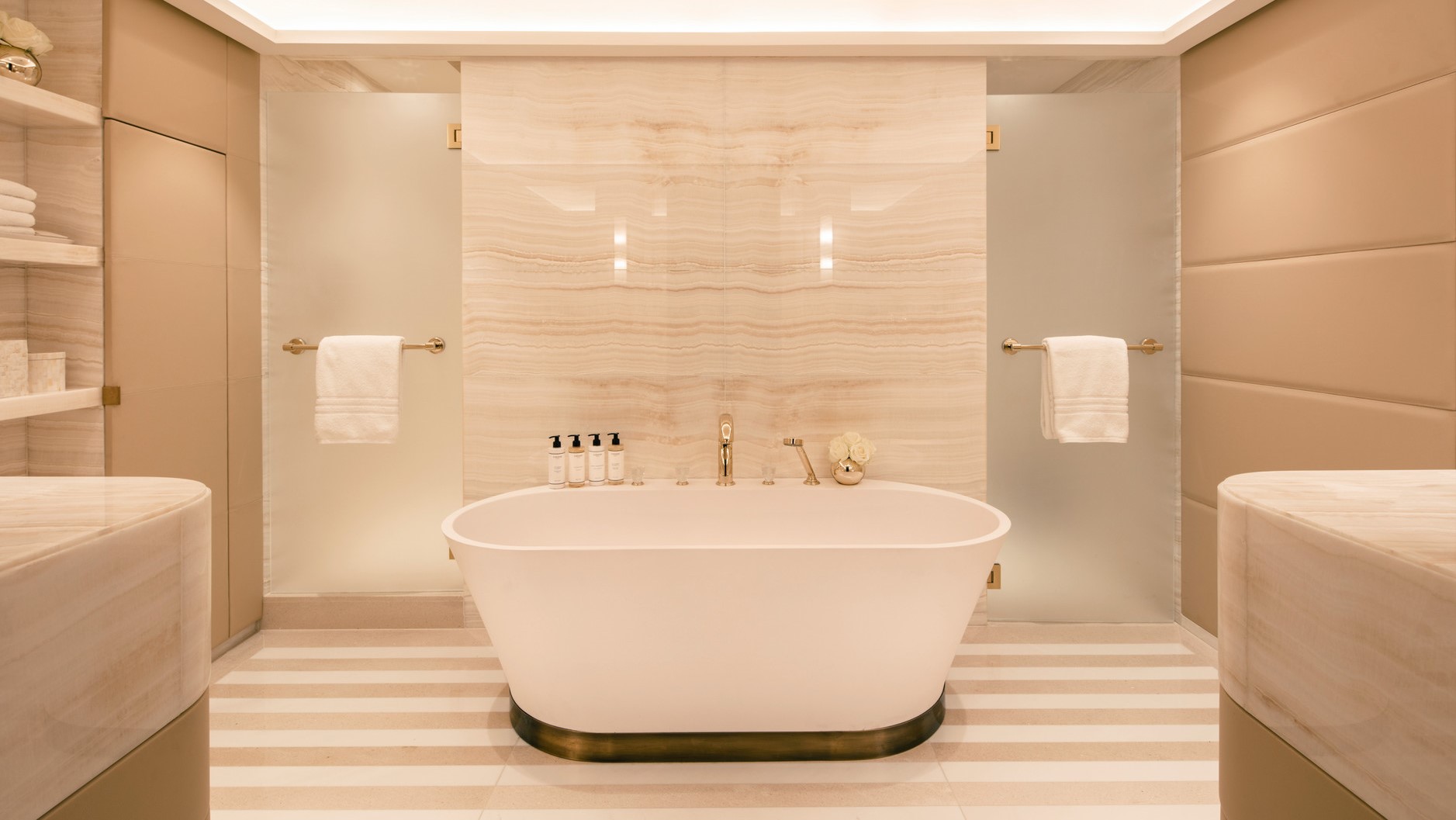 Hotel review Accommodation' - Four Seasons Hotel London at Park Lane - 11