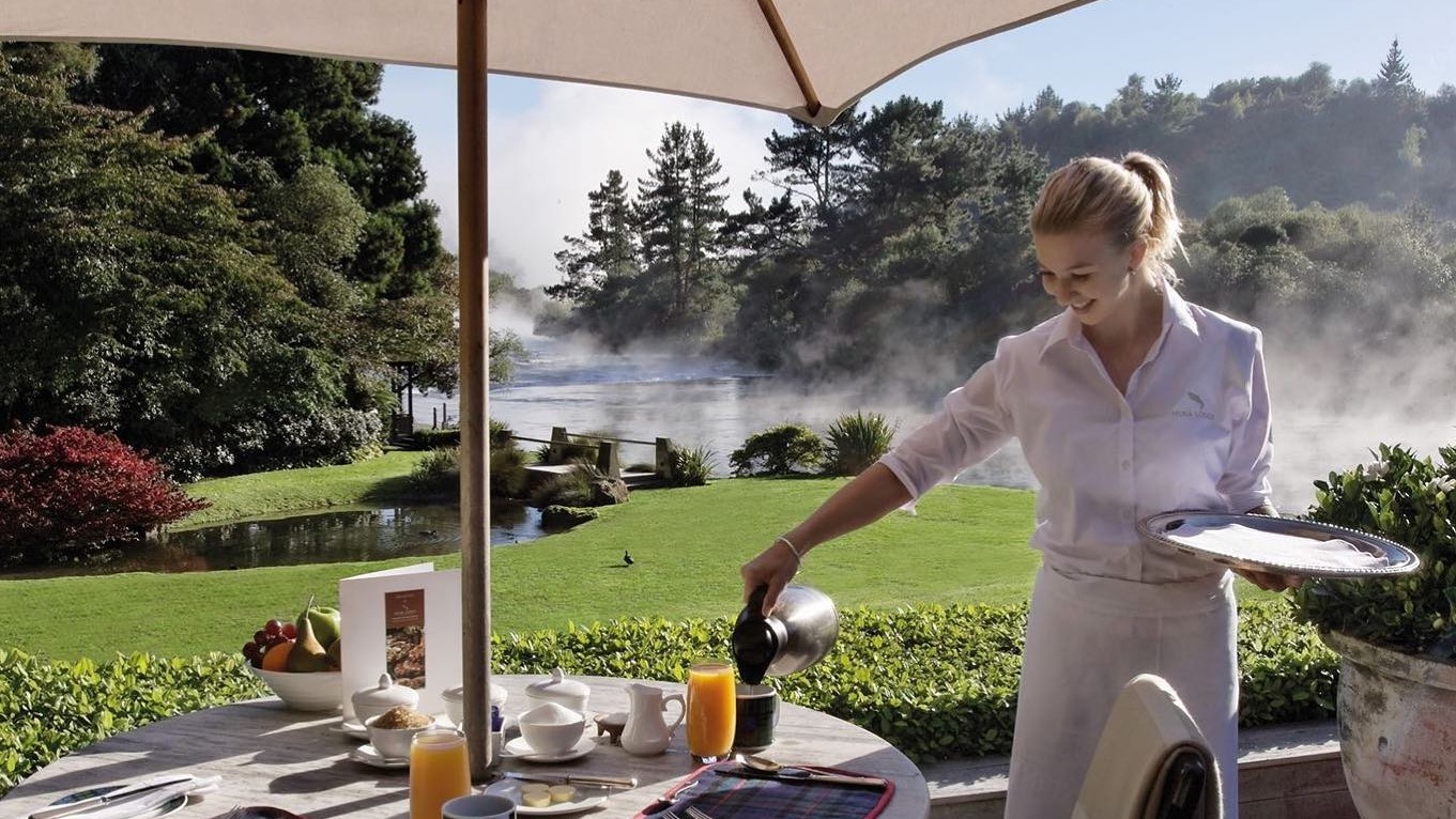 Hotel review Restaurants & Bars' - Huka Lodge - 2