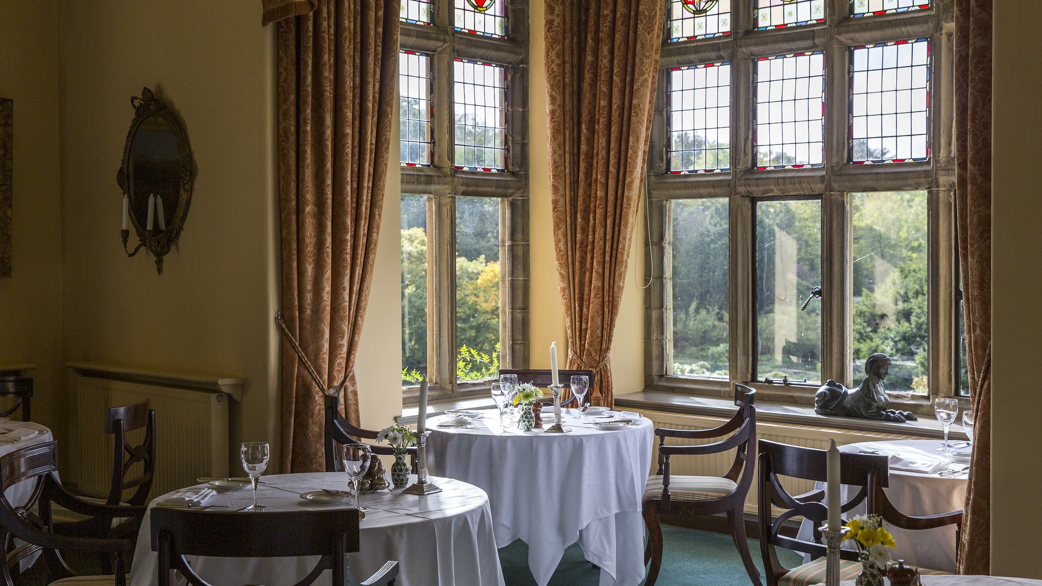 Hotel review Restaurants & Bars' - Bodysgallen Hall & Spa - 5