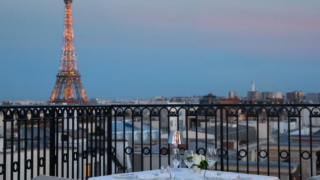 11 Best Rooftop Bars in Paris image
